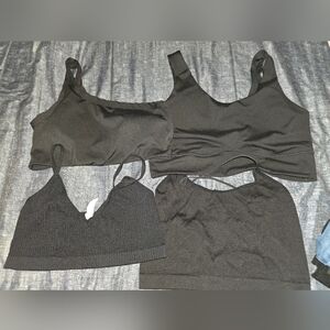 Colsie Black Seamless Crop Bralette Set